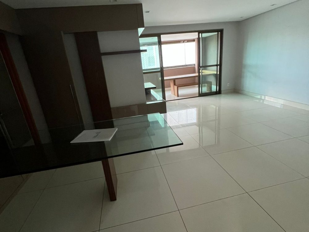 4a440da3-577e-48b2-8409-8437194e9209