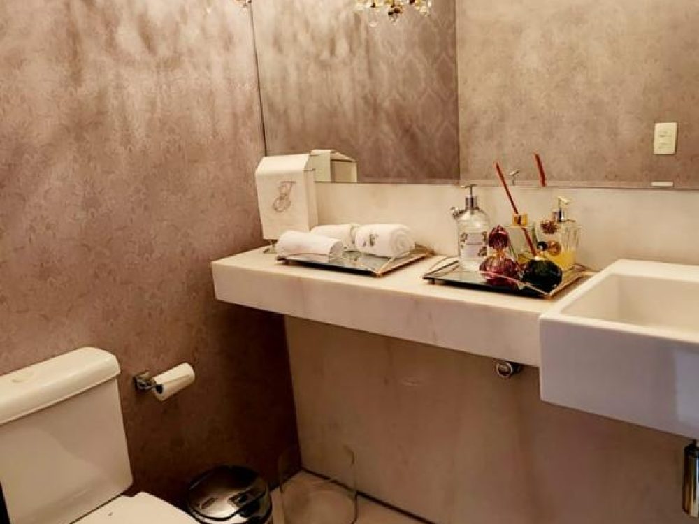 WhatsApp Image 2024-08-24 at 11.10.18 (1)