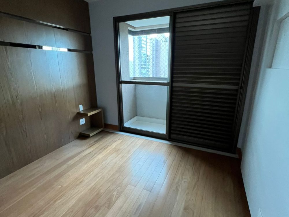 d6492db2-1502-4297-bdd2-553453ce9f25