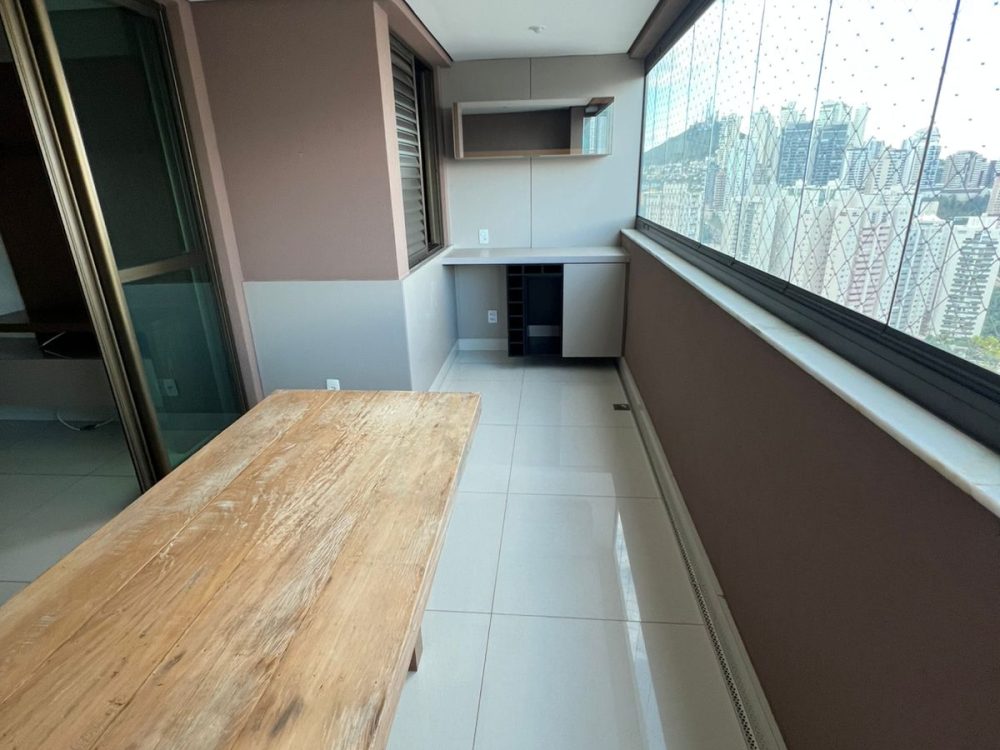 ec66687e-4d6d-4730-a9b1-5e104a6cad0e